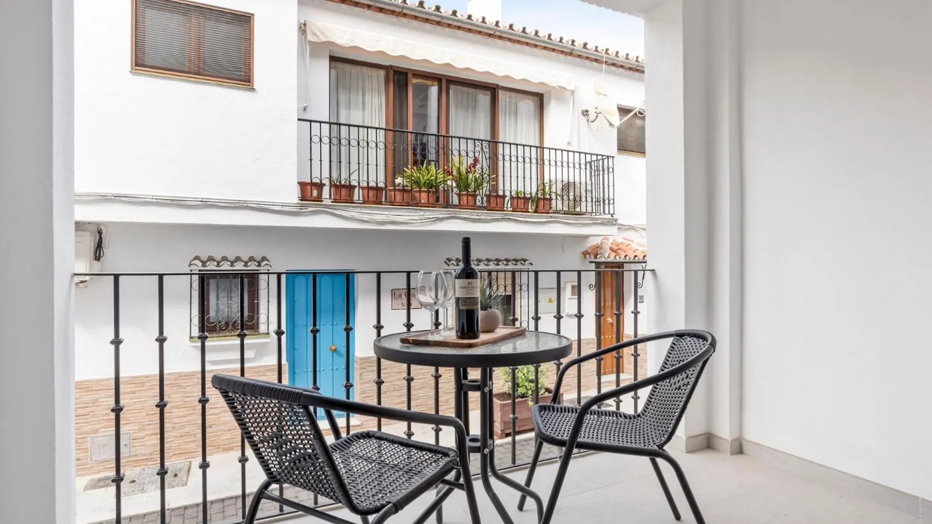 2 Bed Apartment In Benahavis Village